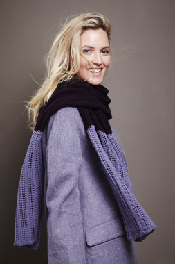 Woman 06 Lamana-Magazin