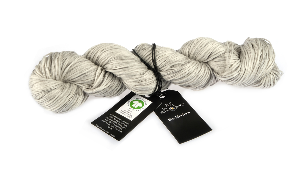 Bio Merinos 100g Stränge 8899M Schwarz-weiß